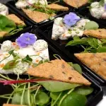 bouchées assiette entrée fleur couleur traiteur saveur restaurant allier saint-menoux